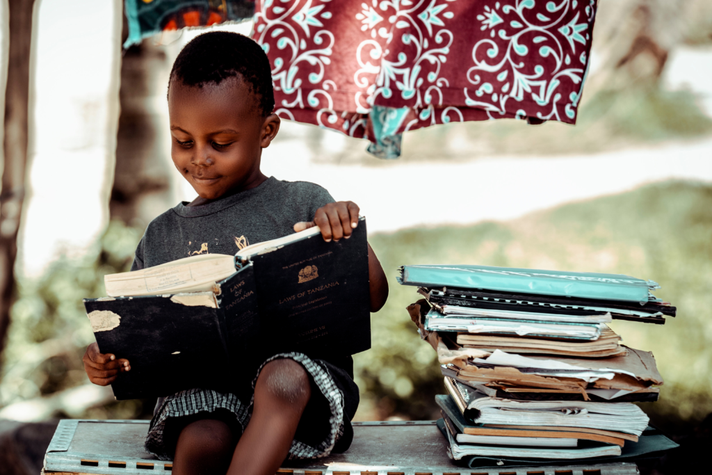 Les bienfaits de la lecture dès la naissance : un cadeau pour la vie